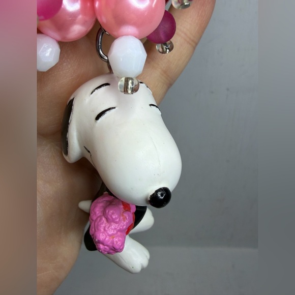 Valentine’s Day Snoopy Peanuts Beaded Keychain/Bag Charm - Picture 7 of 9